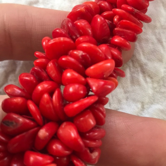Bold Red Coral Necklace - Picture 3 of 3